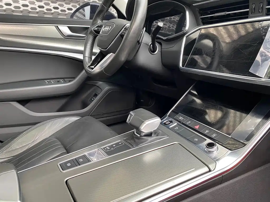 AUDI A6L 2021