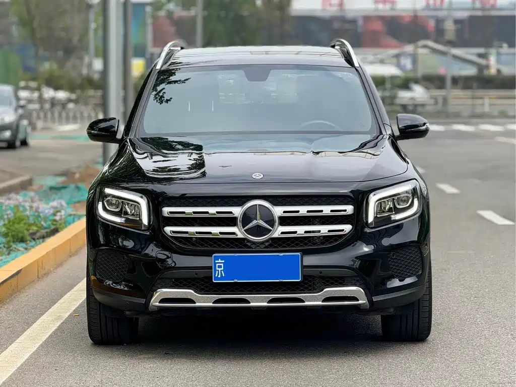 MERCEDES BENZ GLB 2020