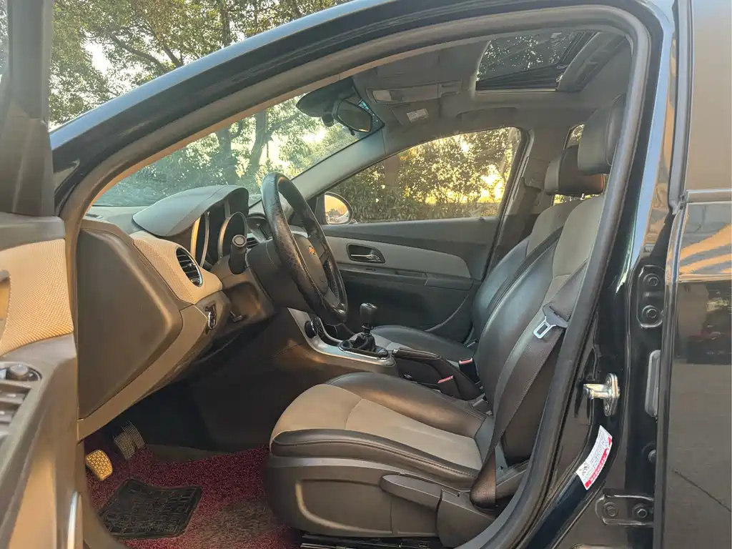 CHEVROLET CRUZE 2013