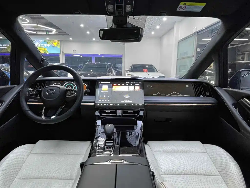TRUMPCHI M8 2023