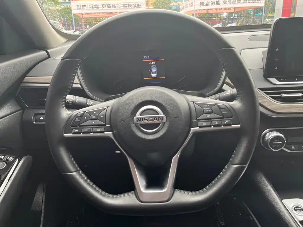 NISSAN TEANA 2021