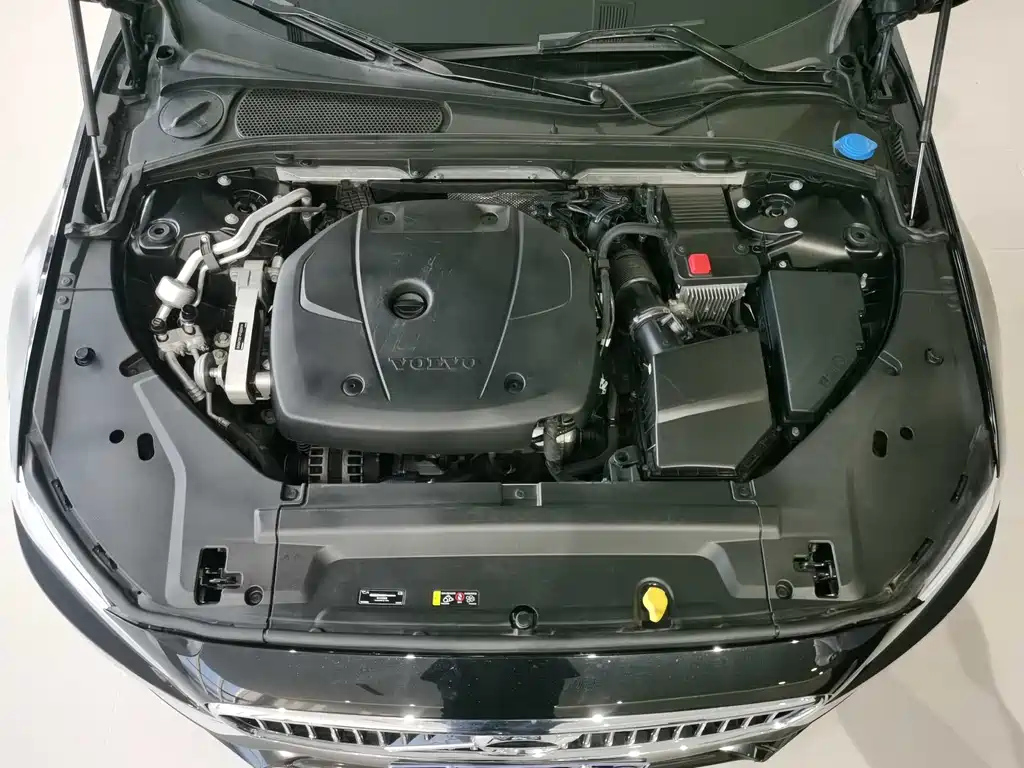 VOLVO S90 2020