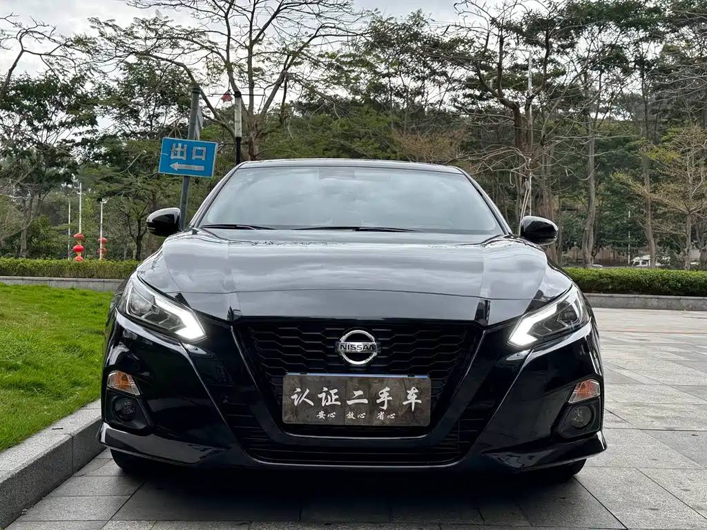 NISSAN TEANA 2022