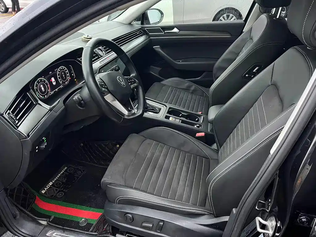 VOLKSWAGEN MAGOTAN 2021