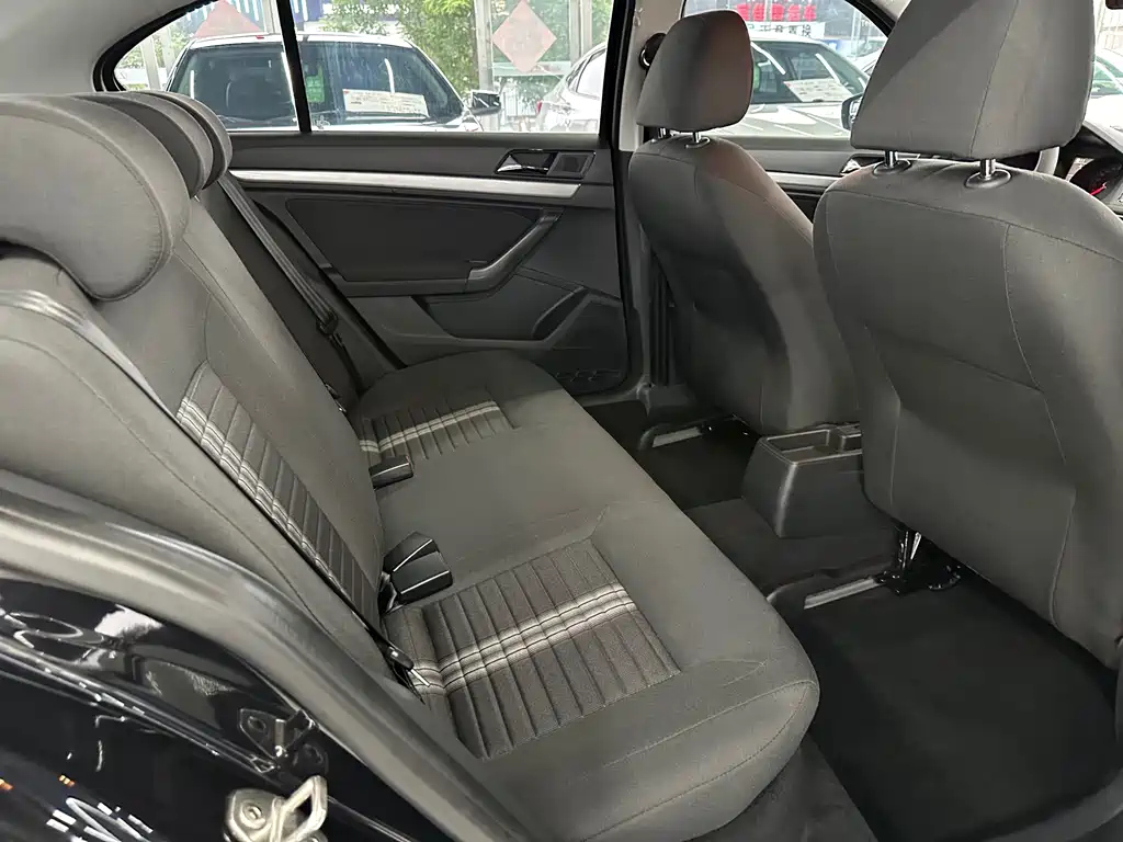 VOLKSWAGEN LAVIDA 2022