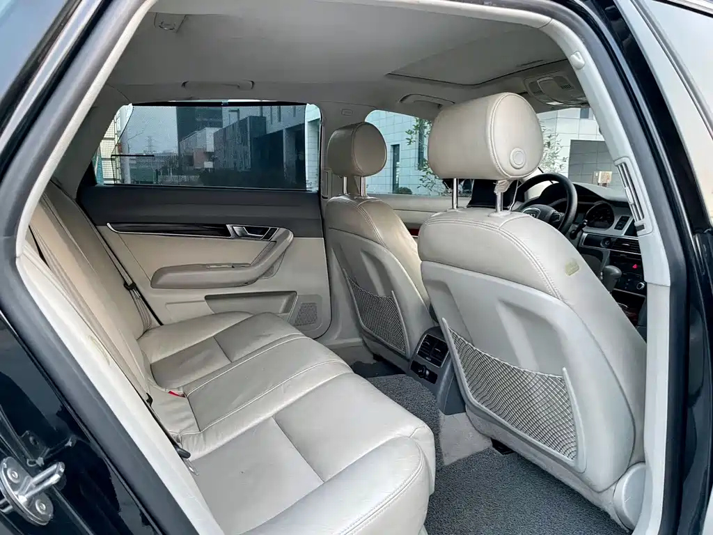AUDI A6L 2010