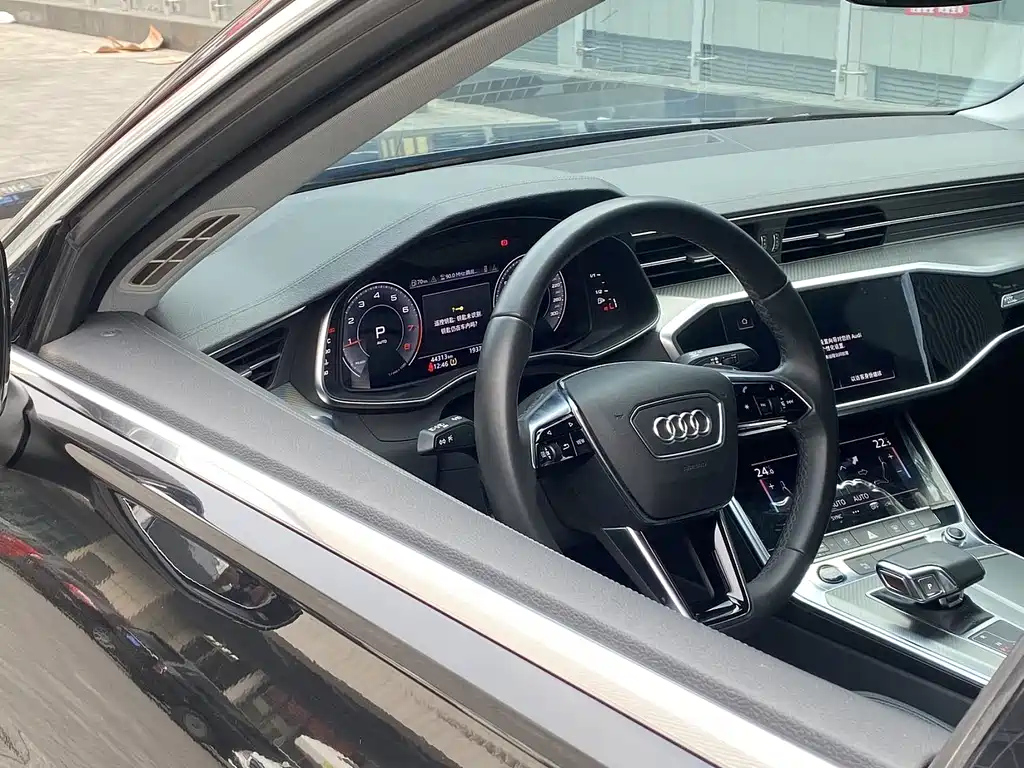 AUDI A6L 2021