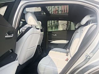 CADILLAC XT4  2024 YEAR 28T 2WD PREMIUM 2024