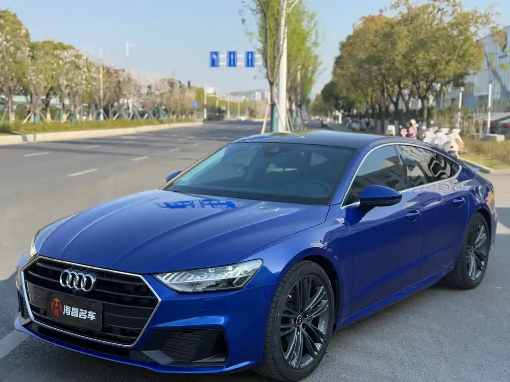 AUDI A7 2022