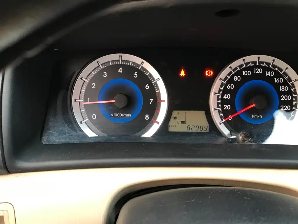 TOYOTA COROLLA 2013