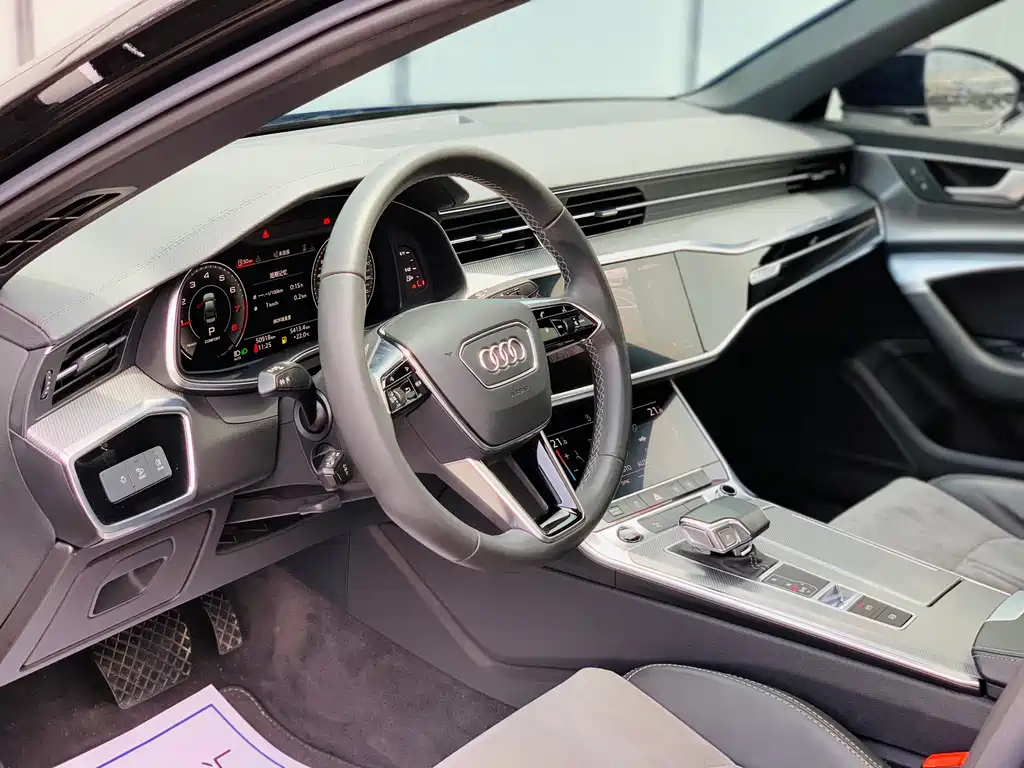 AUDI A6L 2021