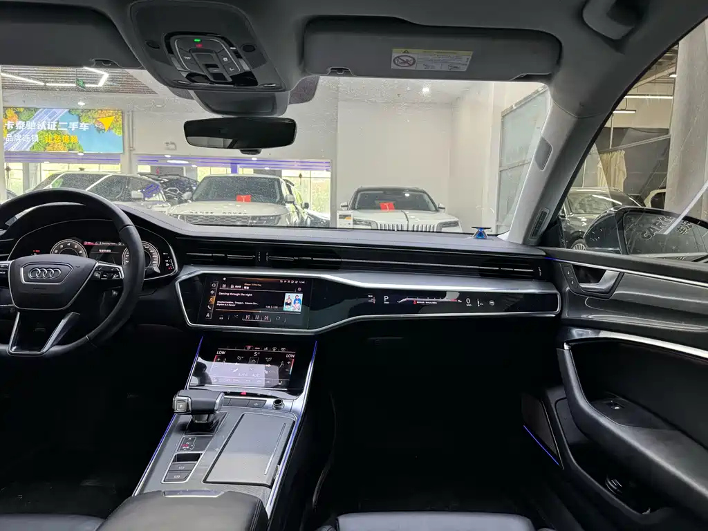 AUDI A7 2021