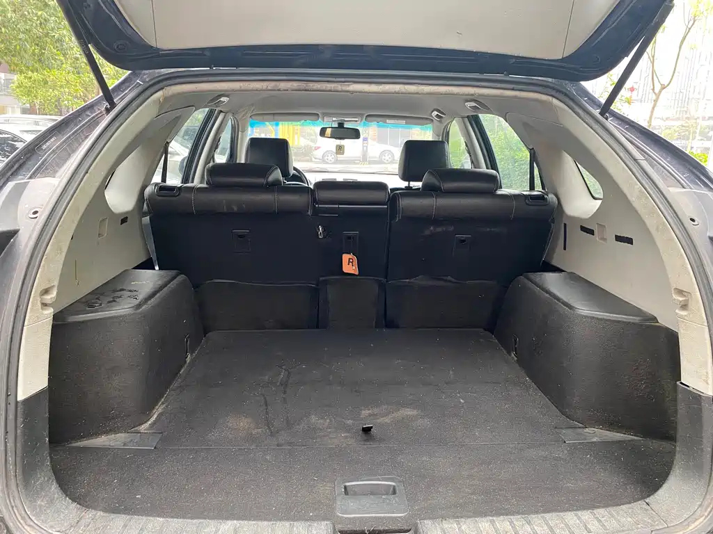 BYD S6 2013