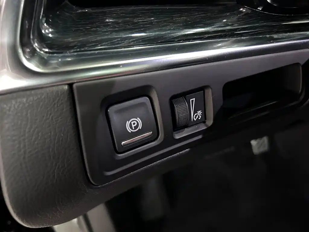 CADILLAC XT5 2020