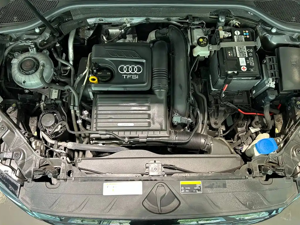 AUDI Q2L 2021