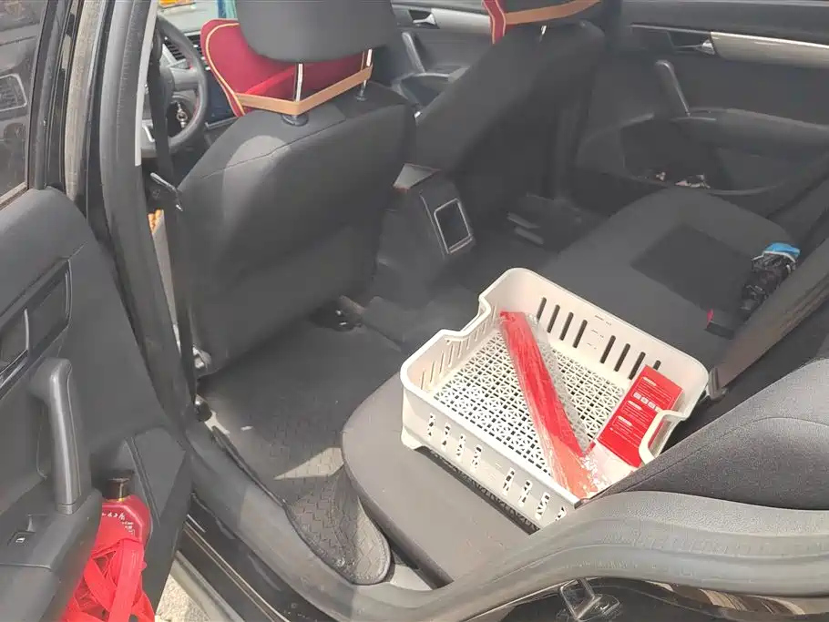 VOLKSWAGEN LAVIDA 2018