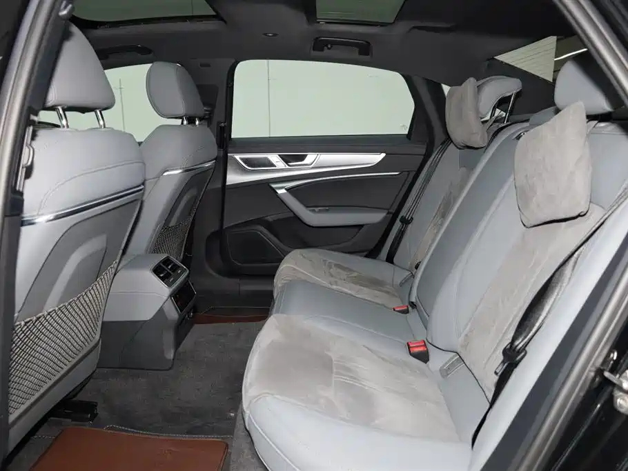 AUDI A6L 2023
