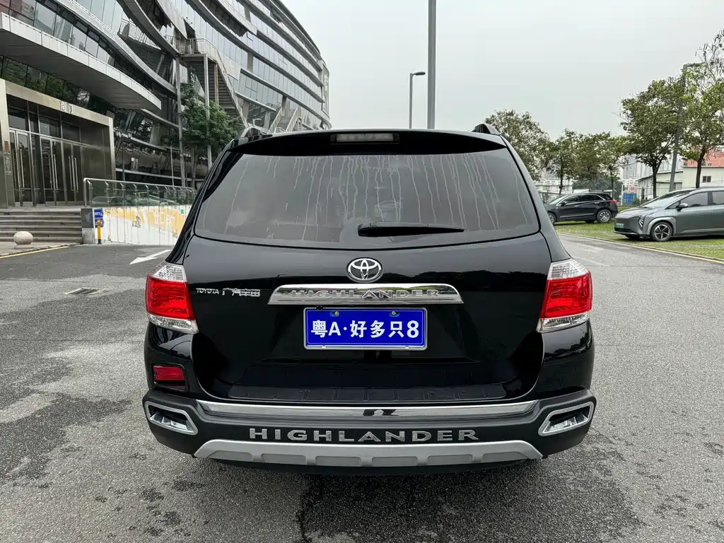 TOYOTA HIGHLANDER 2014