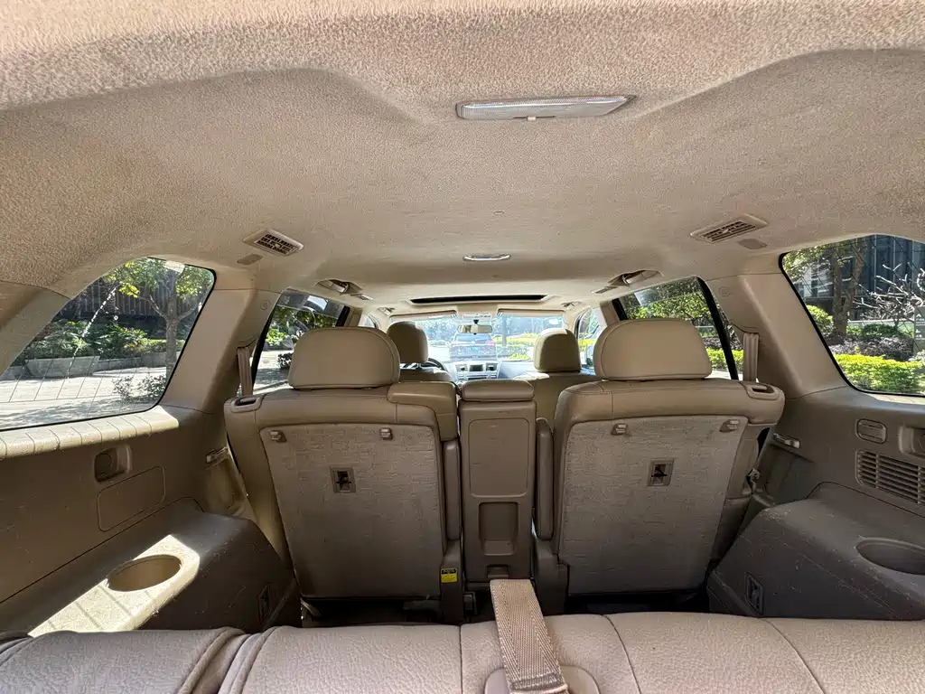 TOYOTA HIGHLANDER 2011