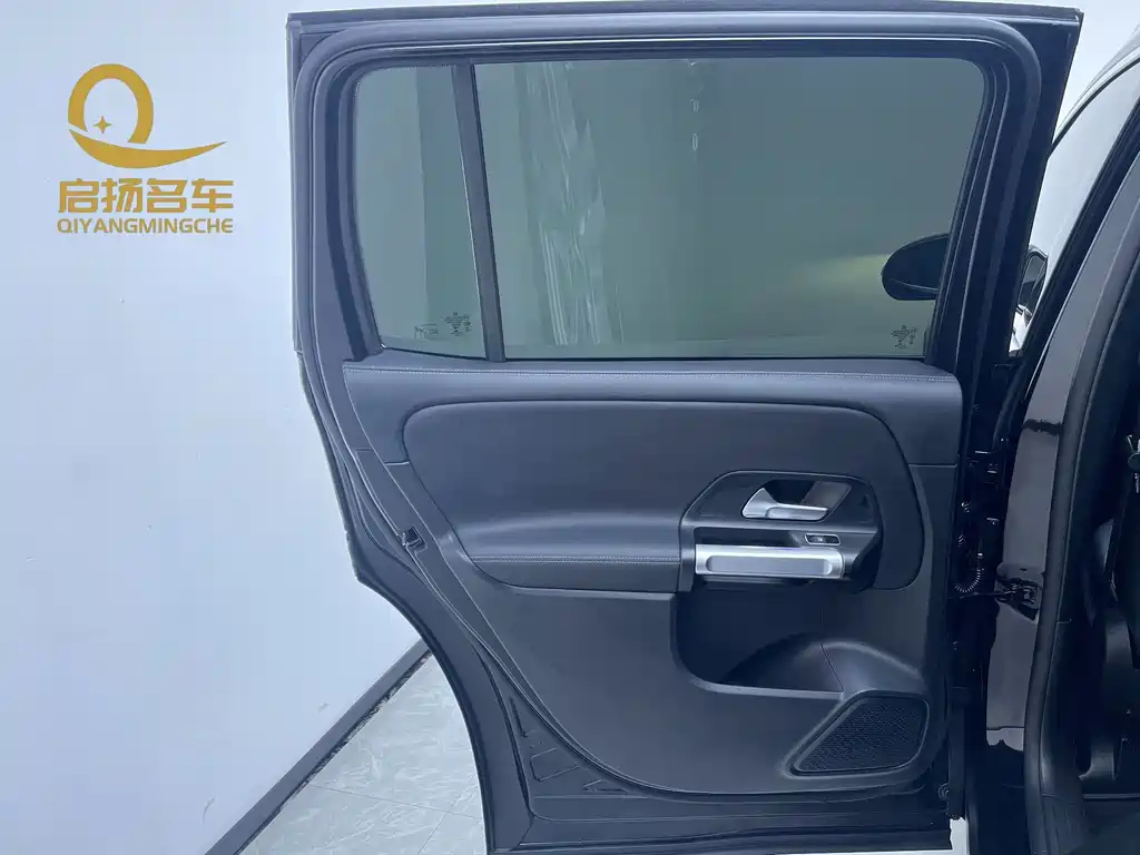 MERCEDES BENZ GLB 2022