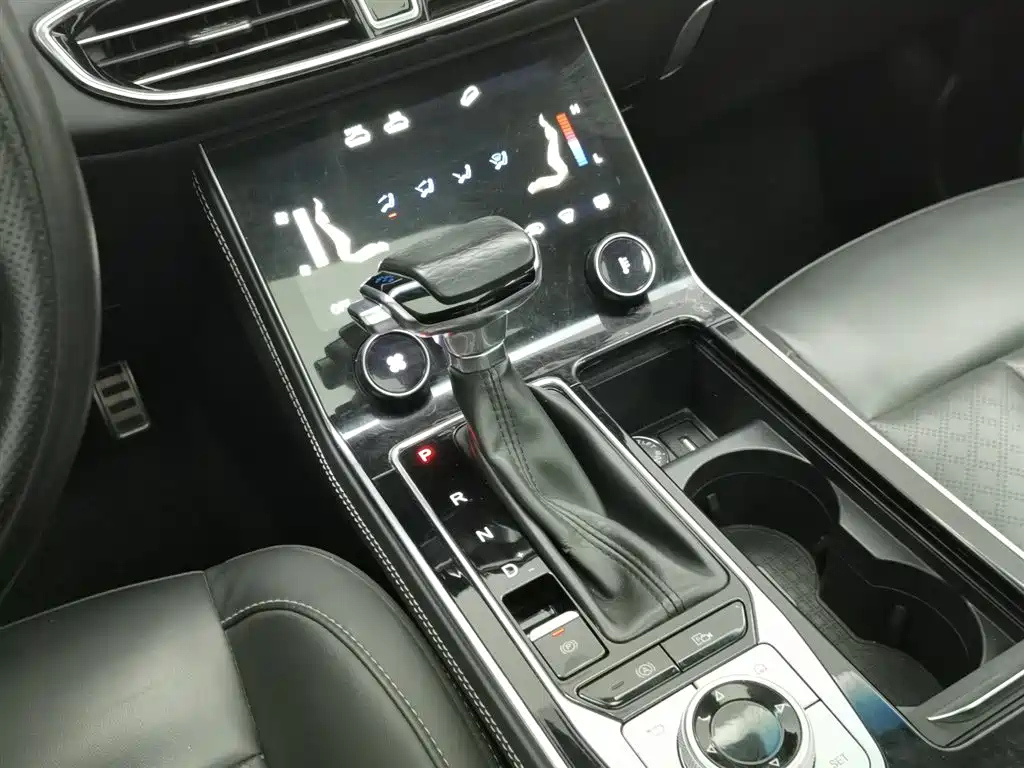 JETOUR X90 2020