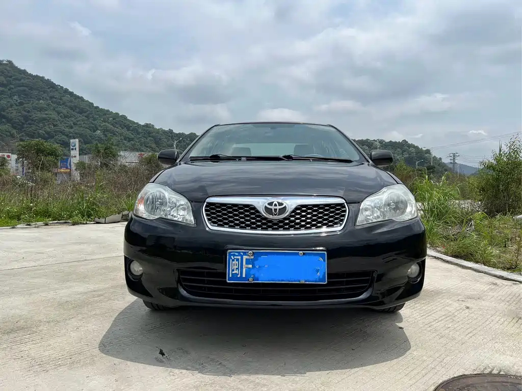 TOYOTA COROLLA 2010