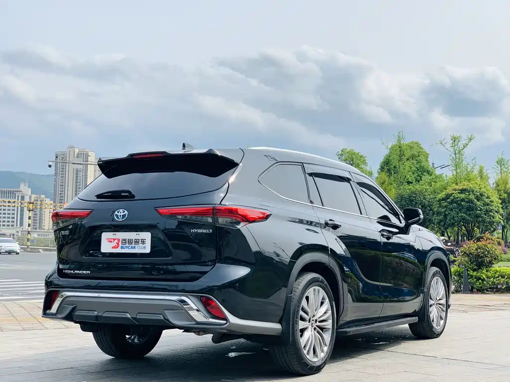 TOYOTA HIGHLANDER 2022