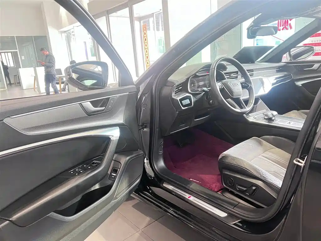 AUDI A6L 2021