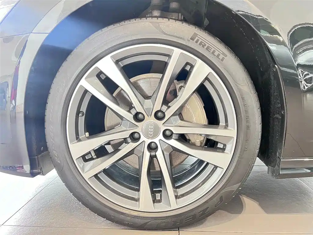 AUDI A6L 2021