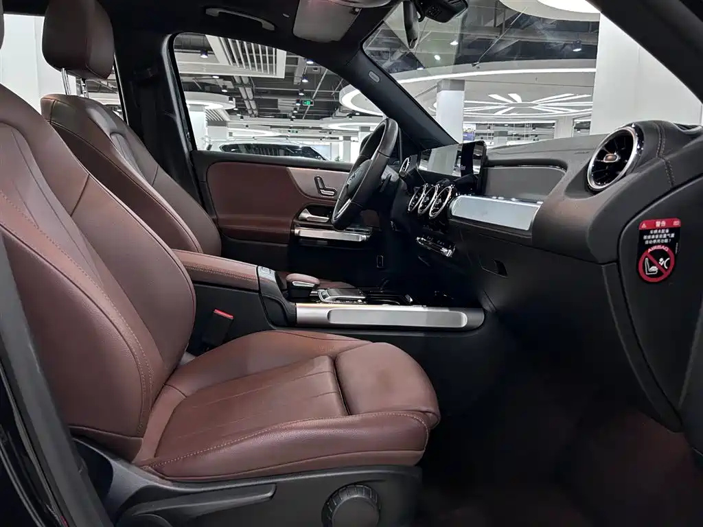 MERCEDES BENZ GLB 2022