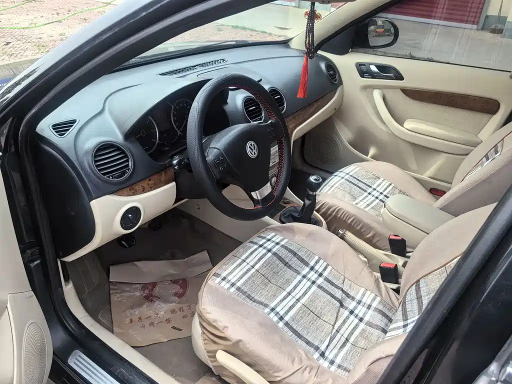 VOLKSWAGEN LAVIDA 2008