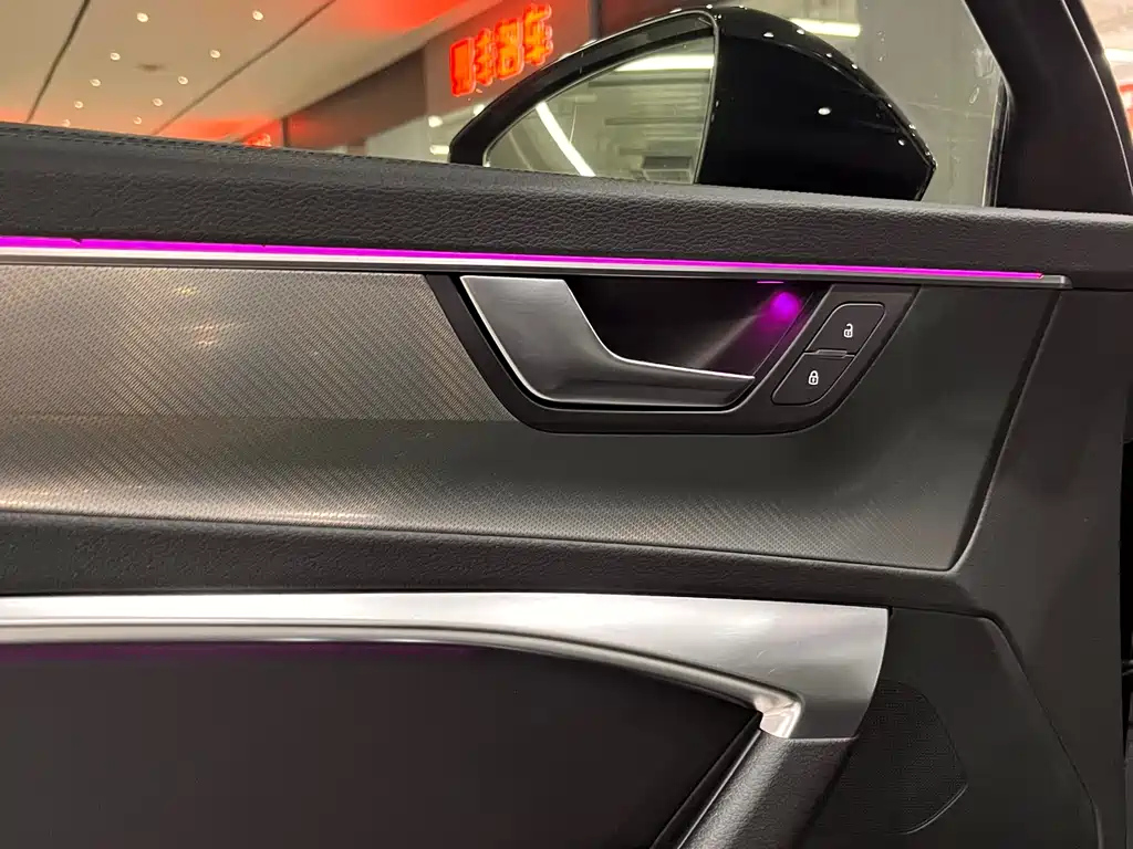 AUDI A6L 2020