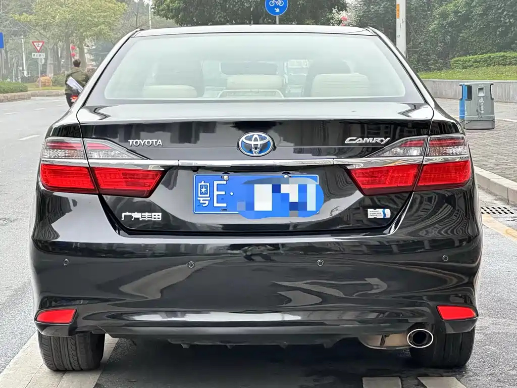 TOYOTA CAMRY 2015