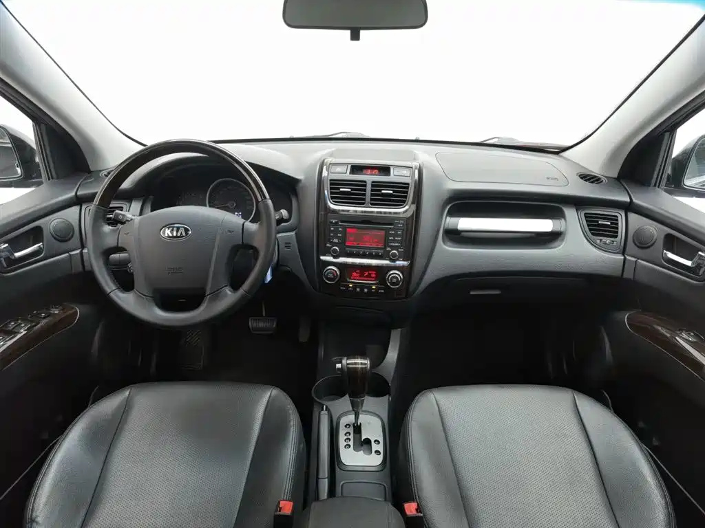 KIA SPORTAGE 2015