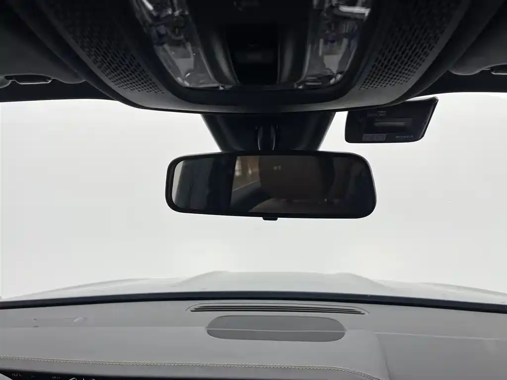 MERCEDES BENZ GLB 2021