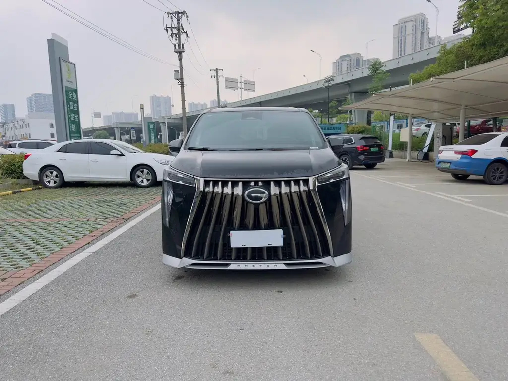 TRUMPCHI M8 2023