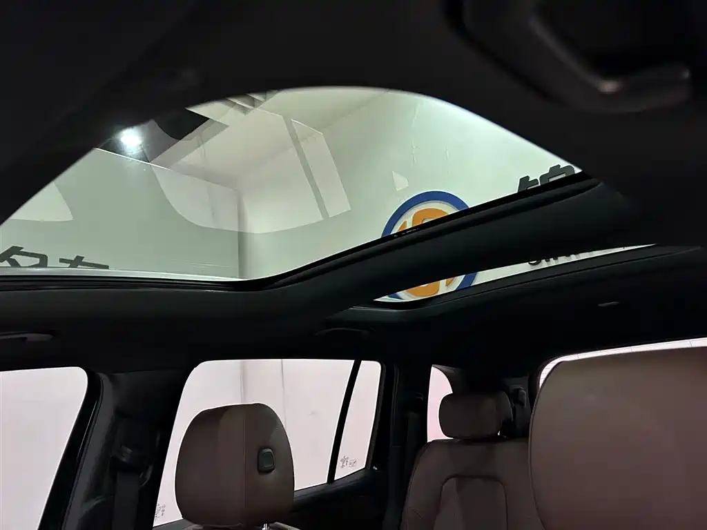 MERCEDES BENZ GLB 2022