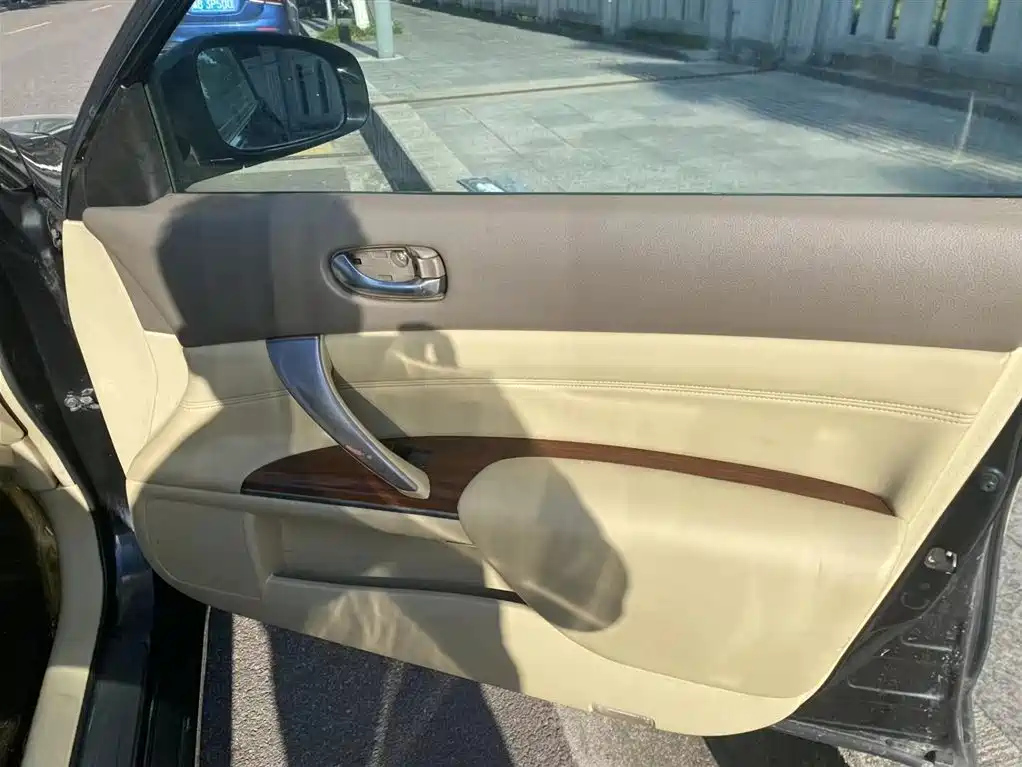 NISSAN TEANA 2008