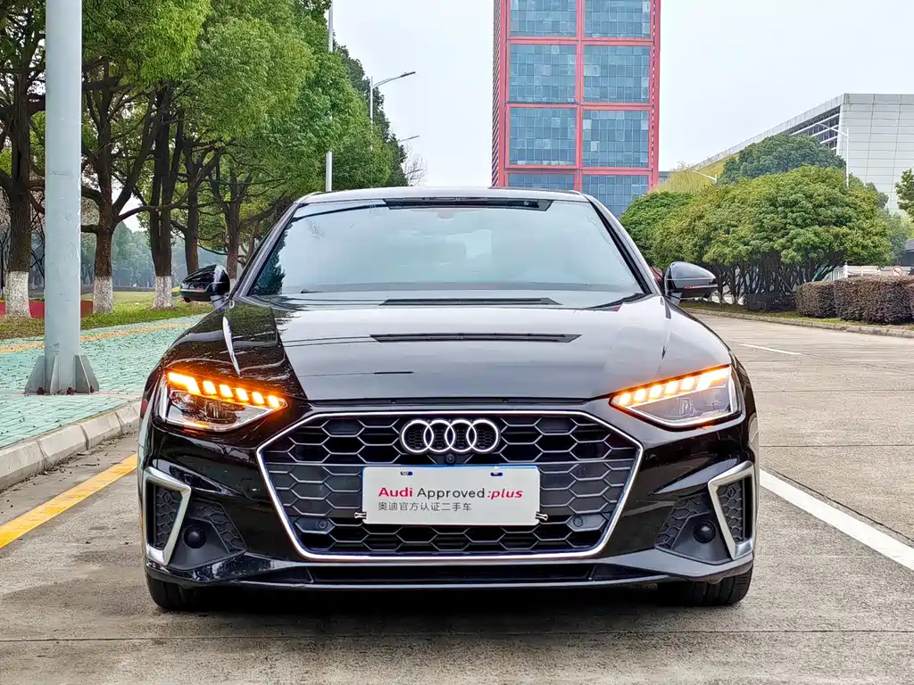AUDI A4L 2022
