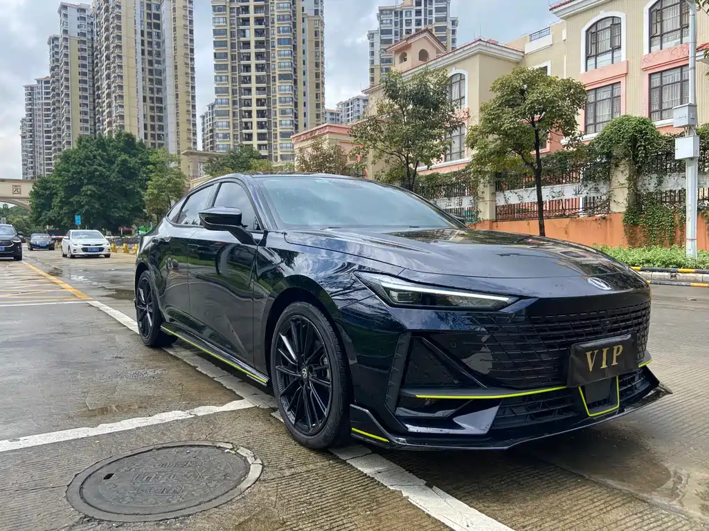 CHANGAN UNI-V 2022