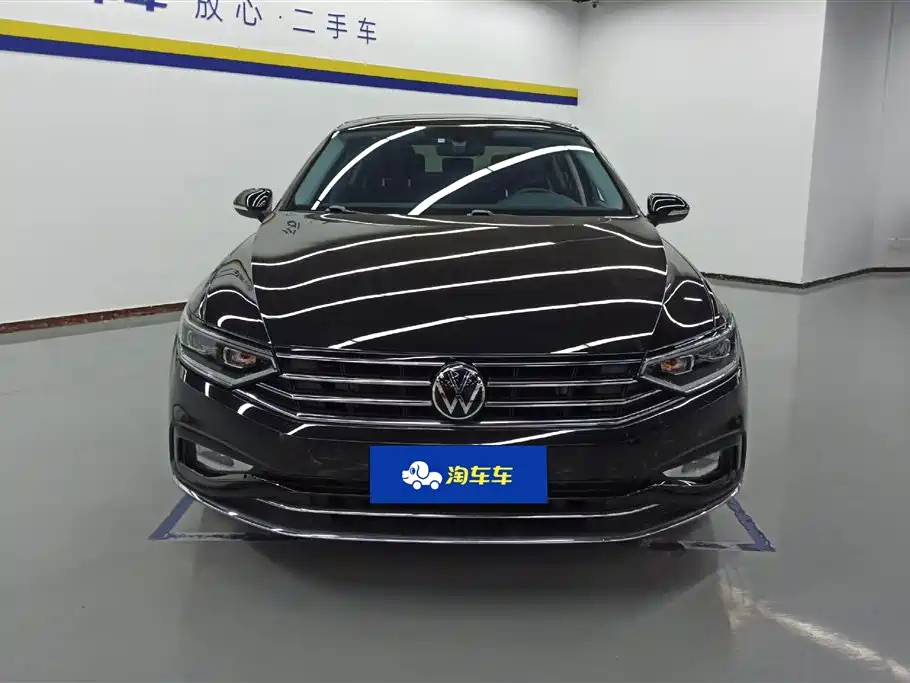 VOLKSWAGEN MAGOTAN 2021