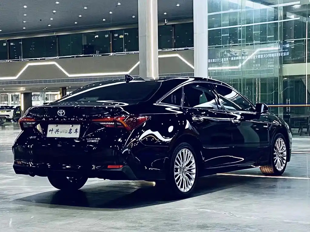 TOYOTA AVALON 2019