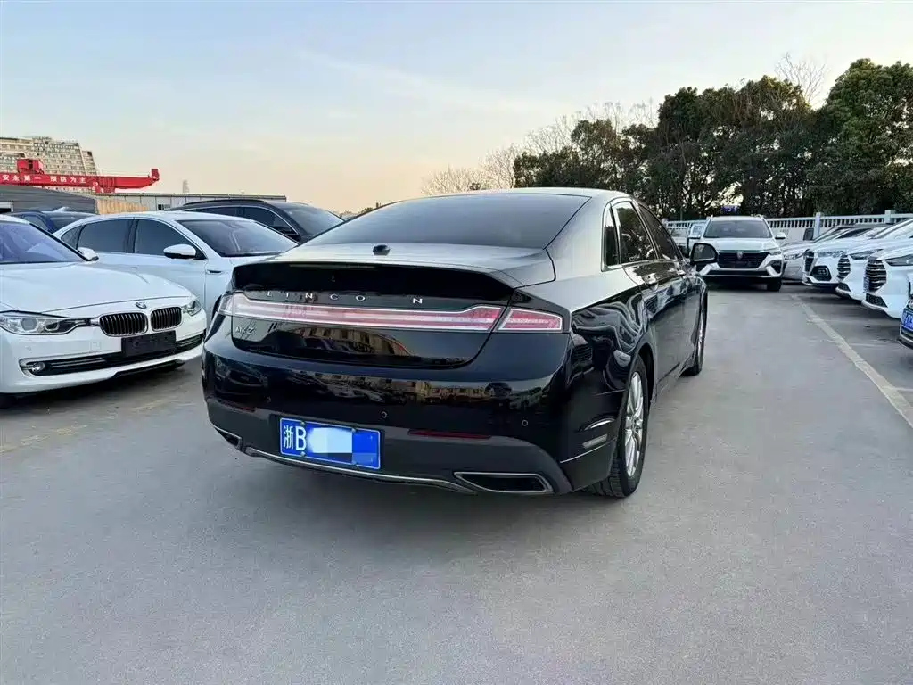 LINCOLN MKZ 2017