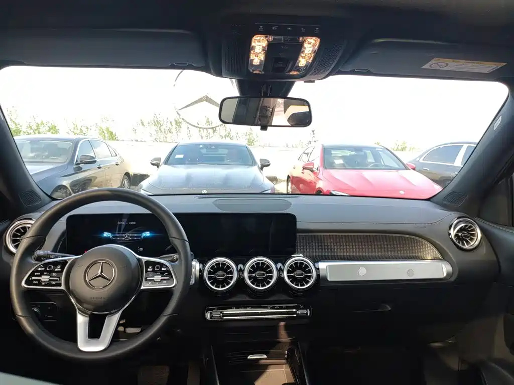 MERCEDES BENZ GLB 2022