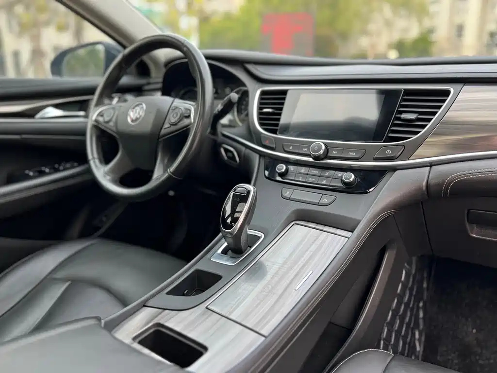BUICK LACROSSE 2022