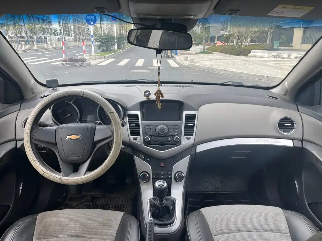 CHEVROLET CRUZE 2014