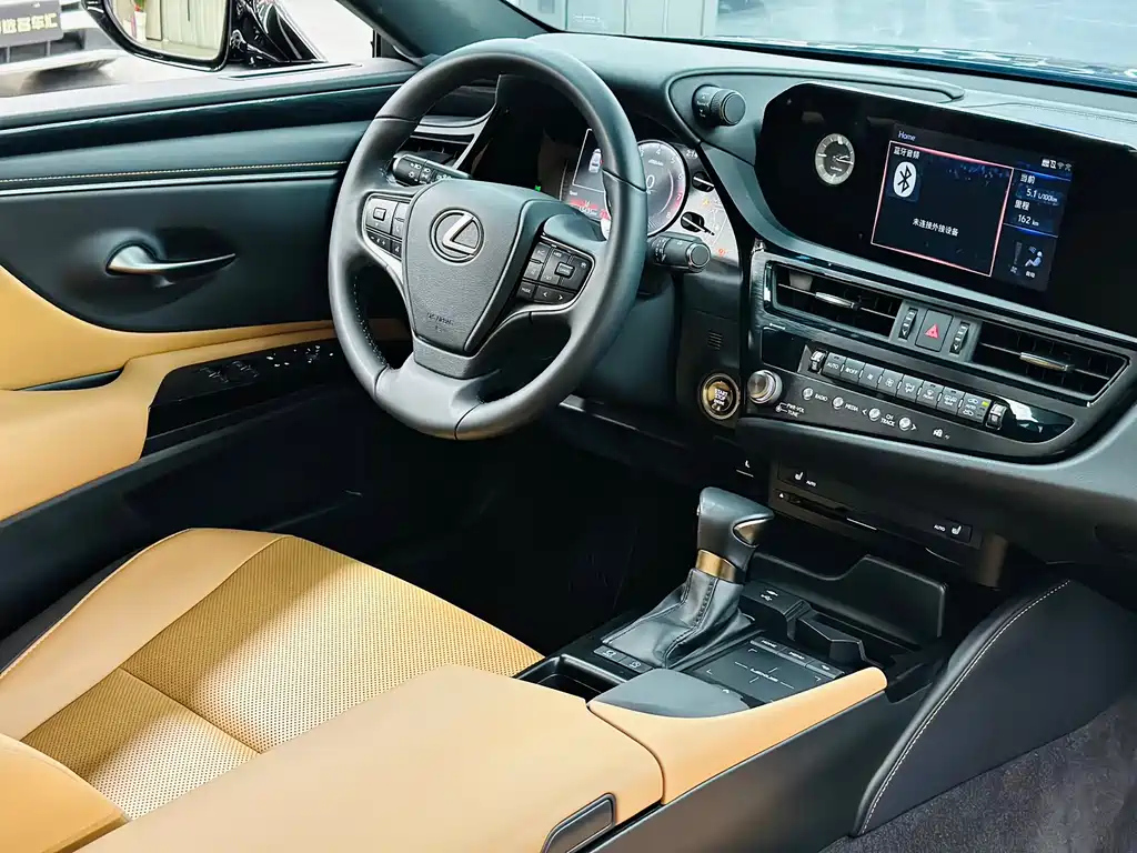 LEXUS ES 2022