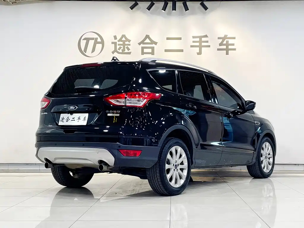 FORD ESCAPE 2016