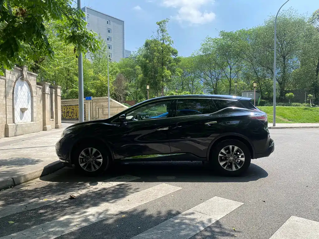 NISSAN MURANO 2018