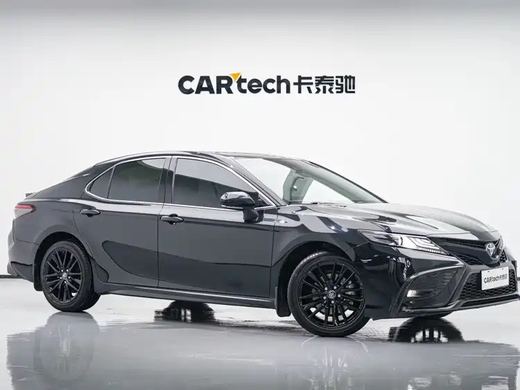 TOYOTA CAMRY 2023